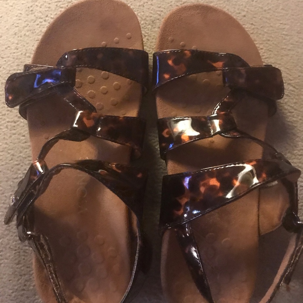 Vionic Tortoise Color Sandals - image 2